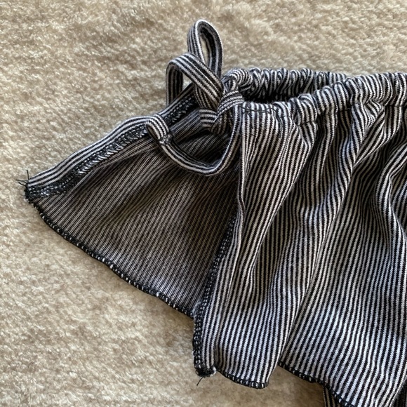 off the shoulder top - Picture 2 of 3